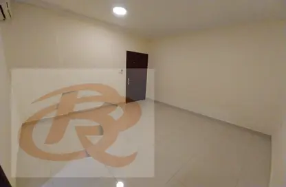 Apartment - 3 Bedrooms - 4 Bathrooms for rent in Al Mansoura - Al Mansoura - Doha