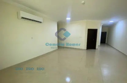 Apartment - 3 Bedrooms - 2 Bathrooms for rent in Salaja Street - Doha Al Jadeed - Doha