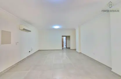 Apartment - 3 Bedrooms - 3 Bathrooms for rent in Al Sadd Road - Al Sadd - Doha