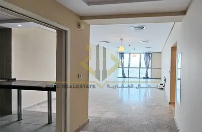 Apartment - 2 Bedrooms - 2 Bathrooms for rent in Zig Zag Tower B - Zig Zag Towers - West Bay - Doha