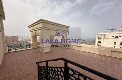 Duplex - 2 Bedrooms - 3 Bathrooms for rent in Viva West - Viva Bahriyah - The Pearl Island - Doha