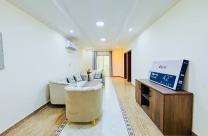 Apartment - 2 Bedrooms - 2 Bathrooms for rent in Al Mansoura - Al Mansoura - Doha