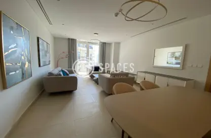 Apartment - 2 Bedrooms - 3 Bathrooms for rent in Floresta Gardens - Floresta Gardens - The Pearl Island - Doha