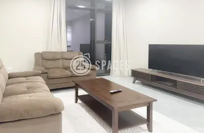 Apartment - 2 Bedrooms - 3 Bathrooms for rent in Giardino Village - The Pearl Island - Doha