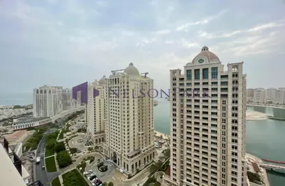 Penthouse - 3 Bedrooms - 3 Bathrooms for rent in Viva West - Viva Bahriyah - The Pearl Island - Doha