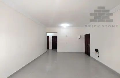 Apartment - 2 Bedrooms - 2 Bathrooms for rent in Al Muntazah Street - Al Muntazah - Doha