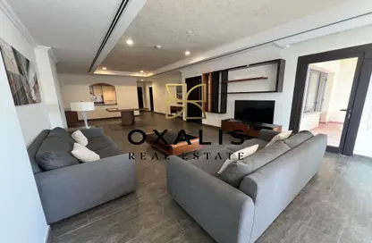 Apartment - 1 Bedroom - 2 Bathrooms for rent in One Porto Arabia - Porto Arabia - The Pearl Island - Doha