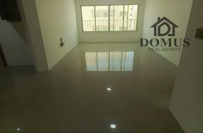 Apartment - 2 Bedrooms - 2 Bathrooms for rent in Thabit Bin Zaid Street - Al Mansoura - Doha