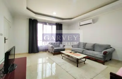 Apartment - 1 Bathroom for rent in Osama Bin Zaid Street - Al Aziziyah - Doha