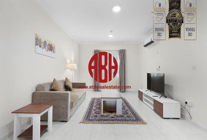 Apartment - 1 Bedroom - 1 Bathroom for rent in Al Emadi C19 - Umm Ghuwailina - Doha