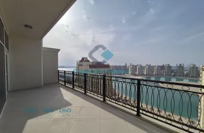 Apartment - 3 Bedrooms - 5 Bathrooms for rent in Floresta Gardens - The Pearl Island - Doha