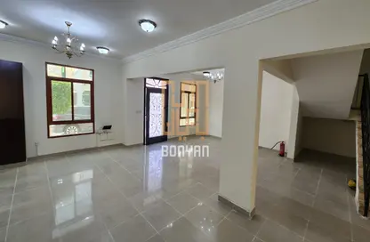 Villa - 5 Bedrooms - 5 Bathrooms for rent in Al Gharrafa - Al Gharrafa - Doha