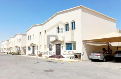 Compound - 4 Bedrooms - 4 Bathrooms for rent in Souk Al gharaffa - Al Gharrafa - Doha