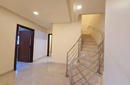 Duplex - 2 Bedrooms - 3 Bathrooms for rent in Fox Hills - Lusail