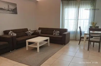 Apartment - 1 Bedroom - 1 Bathroom for rent in Royal Plaza - Al Sadd - Doha