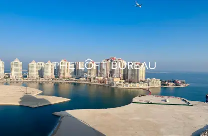 Apartment - 2 Bedrooms - 3 Bathrooms for rent in Viva West - Viva Bahriyah - The Pearl Island - Doha