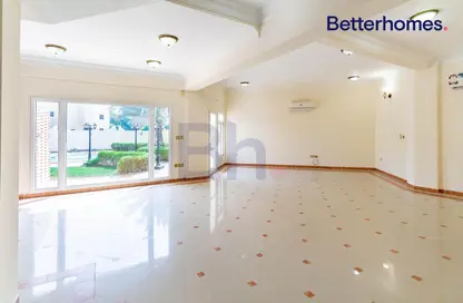 Villa - 3 Bedrooms - 5 Bathrooms for rent in West Bay Villas - West Bay - West Bay - Doha