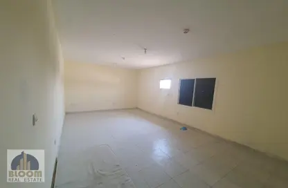 Labor Camp - Studio for rent in Um Salal shops - Umm Salal Mohammed - Doha