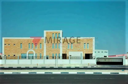 Warehouse - Studio - 1 Bathroom for sale in Industrial Area 1 - Industrial Area - Doha