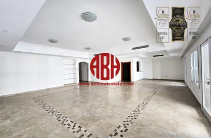 Apartment - 3 Bedrooms - 4 Bathrooms for rent in Sabban Towers - Porto Arabia - The Pearl Island - Doha