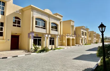 Compound - 4 Bedrooms - 4 Bathrooms for rent in Wadi Al Markh - Muraikh - AlMuraikh - Doha