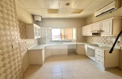 Villa - 4 Bedrooms - 4 Bathrooms for rent in Old Airport Road - Old Airport Road - Doha