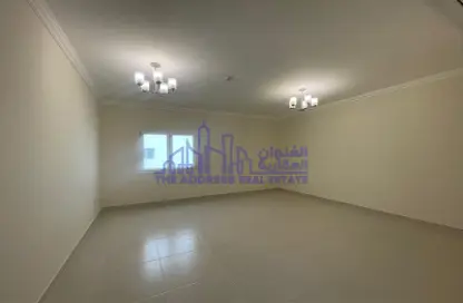 Apartment - 2 Bedrooms - 2 Bathrooms for rent in Al Kheesa - Al Kheesa - Umm Salal Mohammed