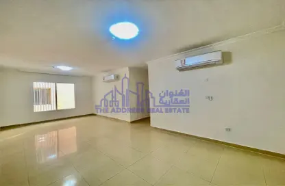 Apartment - 3 Bedrooms - 3 Bathrooms for rent in C-Ring Road - Al Sadd - Doha