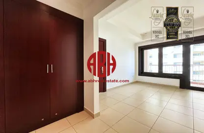 Apartment - 1 Bedroom - 2 Bathrooms for rent in Tower 7 (Ferrari Tower) - Porto Arabia - The Pearl Island - Doha