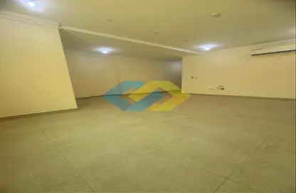 Apartment - 2 Bedrooms - 2 Bathrooms for rent in Al Wukair - Al Wukair - Al Wakra