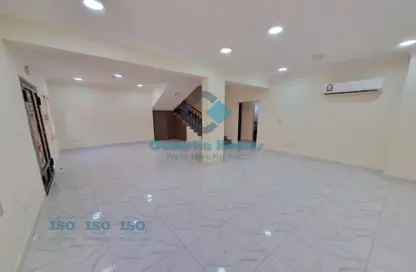 Compound - 5 Bedrooms - 4 Bathrooms for rent in Souk Al gharaffa - Al Gharrafa - Doha