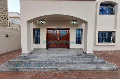 Villa - 4 Bedrooms - 6 Bathrooms for rent in OqbaBin Nafie Steet - Old Airport Road - Doha