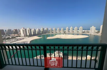 Penthouse - 4 Bedrooms - 5 Bathrooms for rent in Viva West - Viva Bahriyah - The Pearl Island - Doha