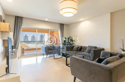 Apartment - 3 Bedrooms - 4 Bathrooms for sale in Viva East - Viva Bahriyah - The Pearl Island - Doha