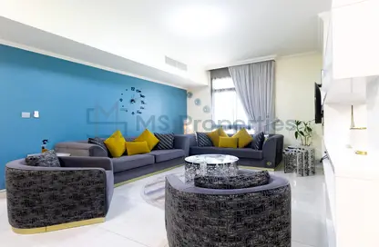 Apartment - 3 Bedrooms - 3 Bathrooms for sale in Fox Hills - Fox Hills - Lusail