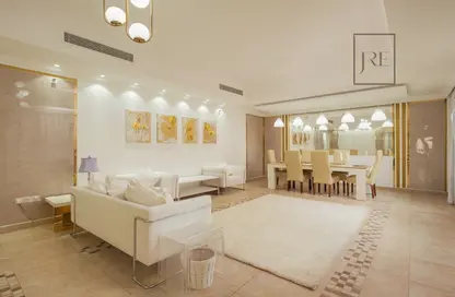 Apartment - 3 Bedrooms - 4 Bathrooms for sale in Porto Arabia - The Pearl Island - Doha