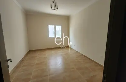 Apartment - 2 Bedrooms - 2 Bathrooms for rent in Al Kheesa - Al Kheesa - Umm Salal Mohammed