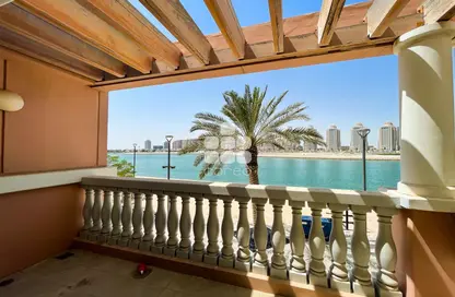 Townhouse - 1 Bedroom - 2 Bathrooms for rent in Viva West - Viva Bahriyah - The Pearl Island - Doha