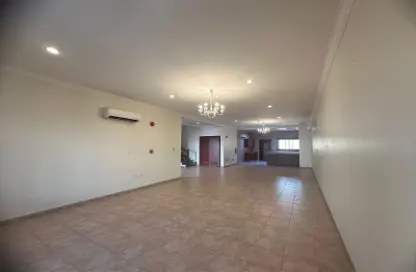 Villa - 3 Bedrooms - 2 Bathrooms for rent in Ain Khaled - Ain Khaled - Doha