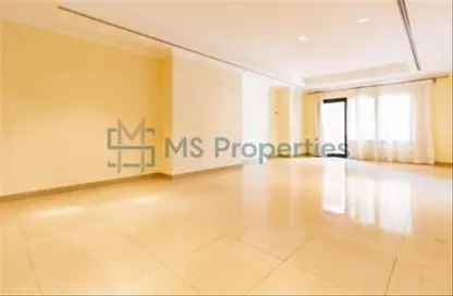 Apartment - 1 Bedroom - 2 Bathrooms for rent in West Porto Drive - Porto Arabia - The Pearl Island - Doha