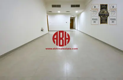 Apartment - 2 Bedrooms - 3 Bathrooms for rent in Al Doha Plaza - Al Sadd - Al Sadd - Doha