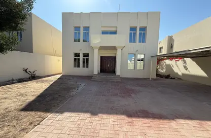 Villa - 5 Bedrooms - 5 Bathrooms for rent in Mamoura 18 - Al Maamoura - Doha