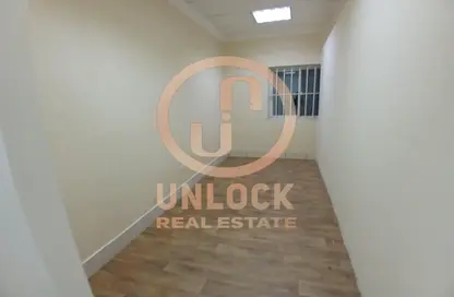 Office Space - Studio - 2 Bathrooms for rent in Abu Jabair Street - Al Muntazah - Doha