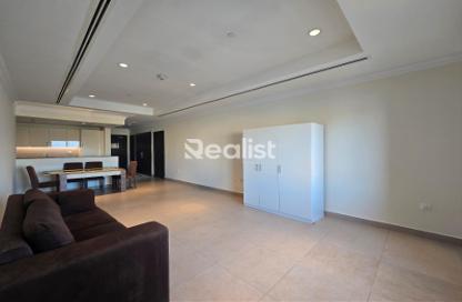 Apartment - 1 Bathroom for rent in Porto Arabia - The Pearl Island - Doha