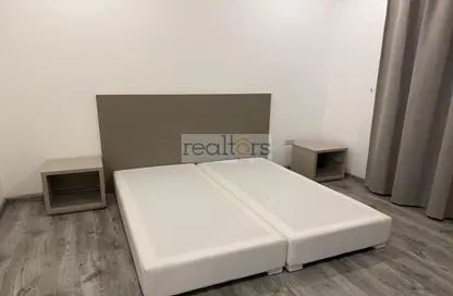 Apartment - 1 Bedroom - 1 Bathroom for rent in Izghawa - Izghawa - Doha