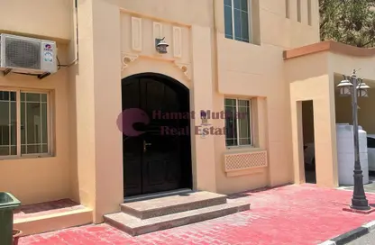 Villa - 4 Bedrooms - 3 Bathrooms for rent in Ain Khaled - Ain Khaled - Doha