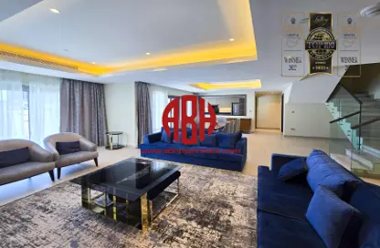 Duplex - 3 Bedrooms - 5 Bathrooms for rent in Abraj Bay - Abraj Quartiers - The Pearl Island - Doha