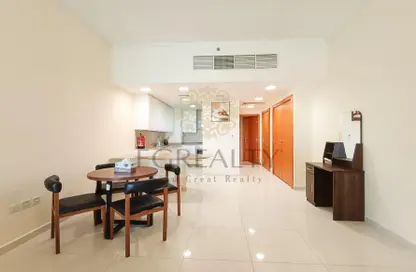 Apartment - Studio - 1 Bathroom for rent in Viva West - Viva Bahriyah - The Pearl Island - Doha