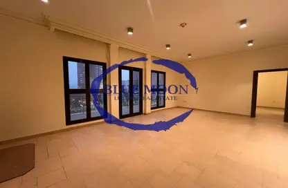 Apartment - 2 Bedrooms - 3 Bathrooms for rent in Qanat Quartier - The Pearl Island - Doha