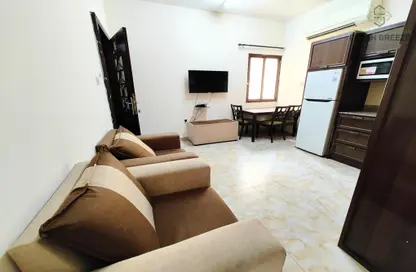 Apartment - 1 Bedroom - 1 Bathroom for rent in Al Muntazah Street - Al Muntazah - Doha